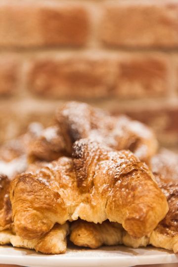 Ricca colazione a buffet a pochi passi dal residence - 5